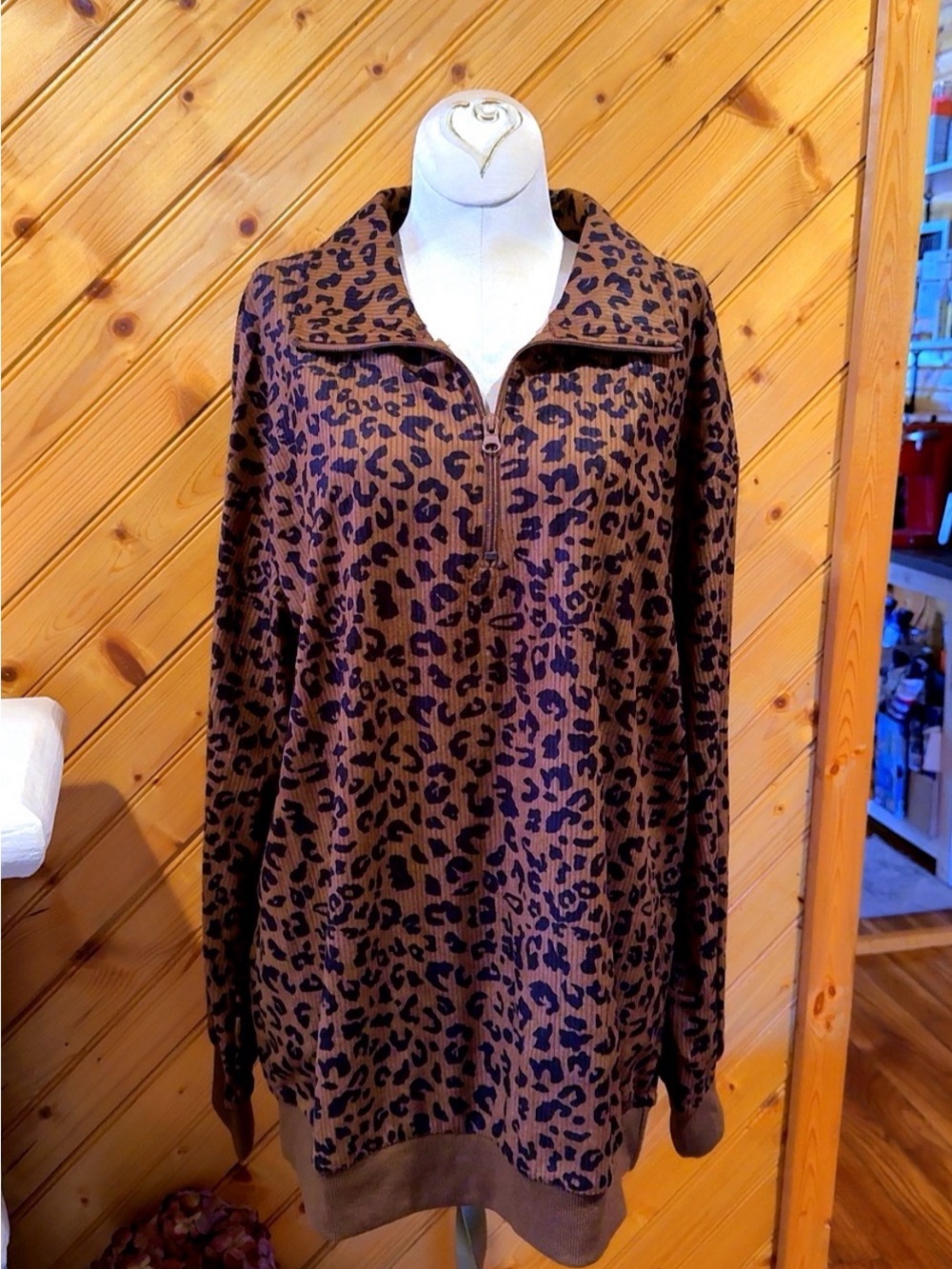 Boutique Leopard Print Quarter Zip Thermal Pullover Large NWOT Brown Ribbed Fall